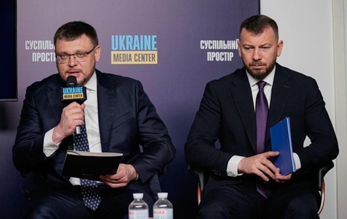 Експрокурор звинуватив керівників САП та НАБУ у знищені самостійності у структурах та їхній заполітизованості