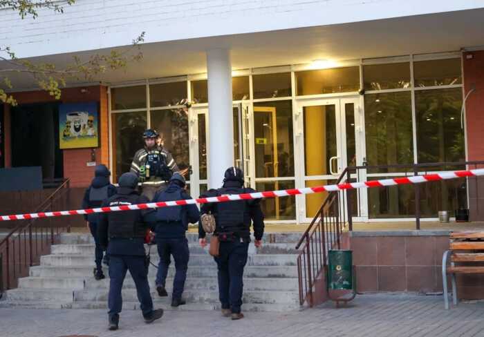 У Харкові дрон влучив у 12-поверховий будинок: двоє постраждалих