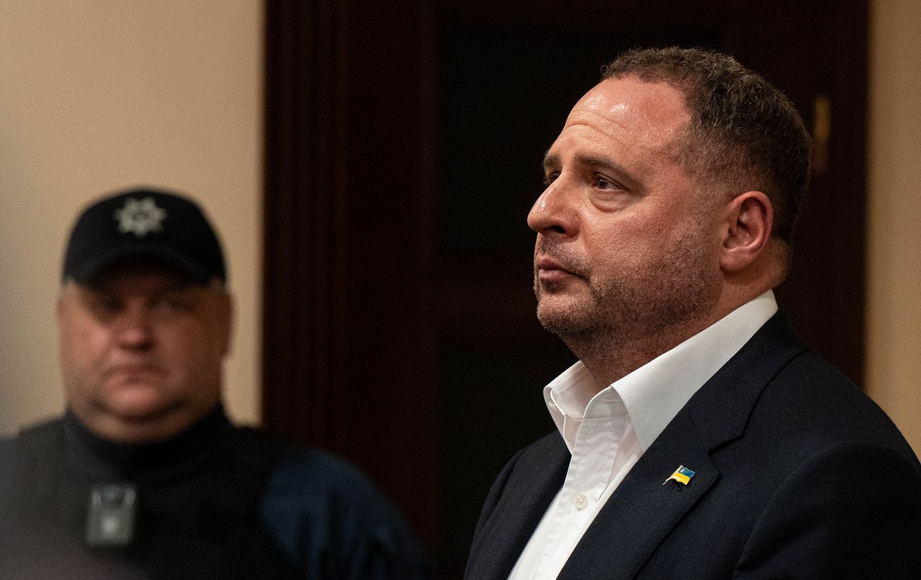 Єрмак розповів, чи є у нього гроші на можливу заставу