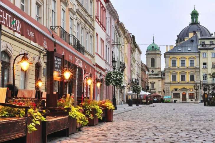 Біля будівлі ОДА Львова з’явилася площа, що символізує початок політичного шляху Парубія