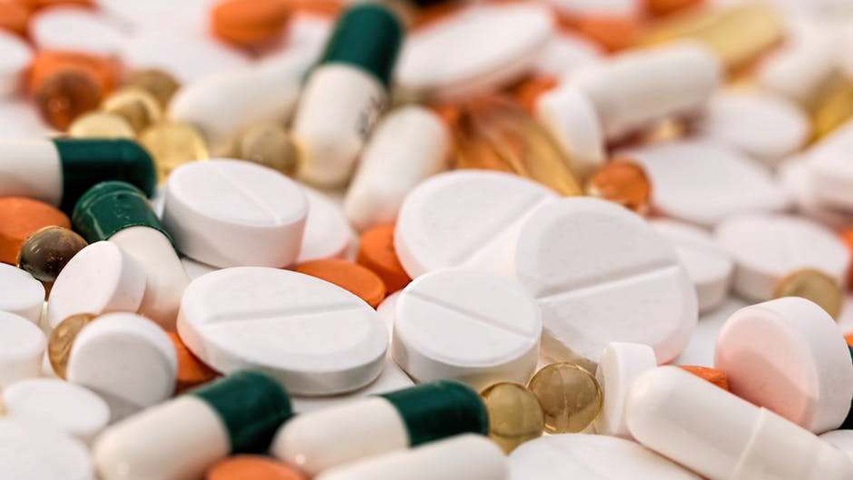 Кабмін доручив МОЗ і Держпродспоживслужбі контролювати ціни на ліки - Свириденко