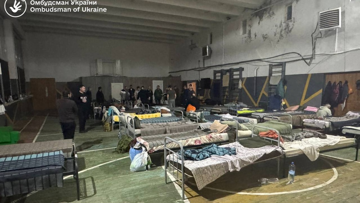 Кільком працівникам Ужгородського ТЦК повідомлено про підозри у злочинах – омбудсман