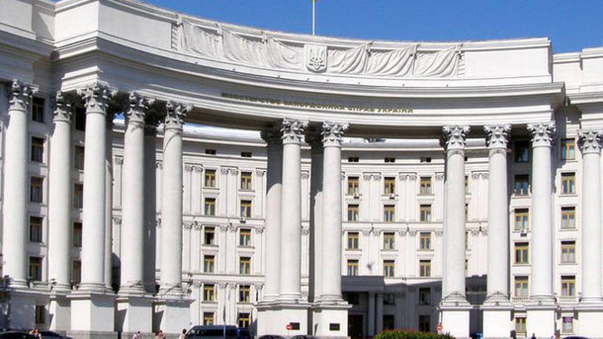 Глава МЗС заявив про прогрес у відносинах з Угорщиною та підтримку Кіпру щодо євроінтеграції