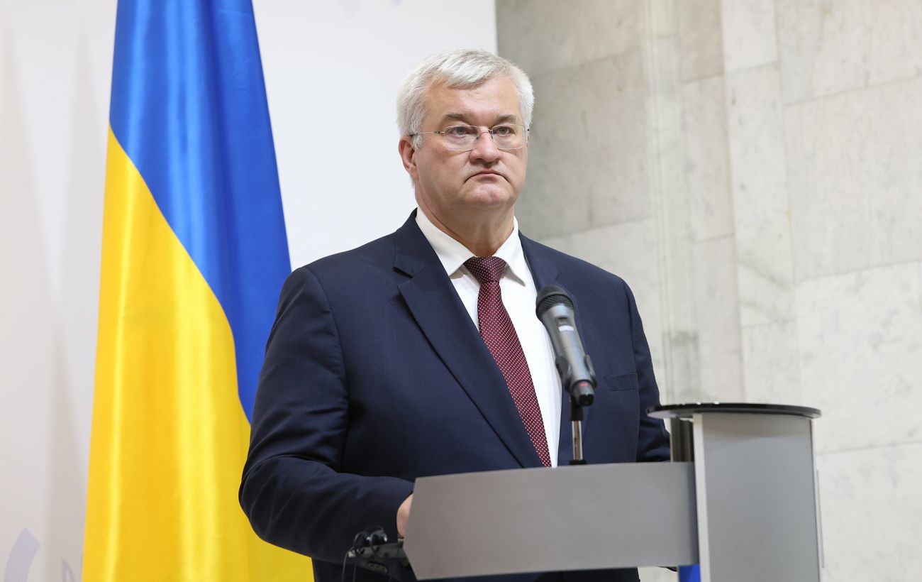 Росіяни не зможуть вільно приїжджати в Україну після війни, - Сибіга