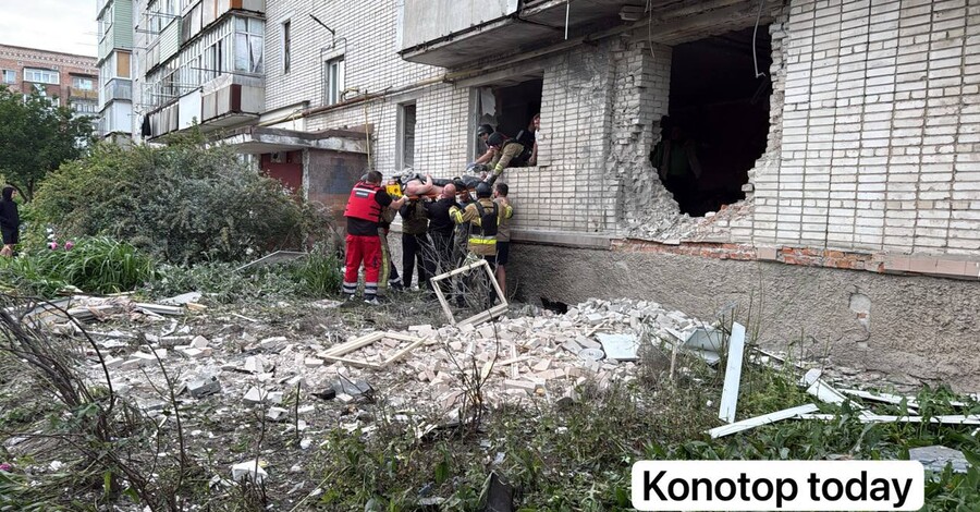 Росія вдарила по багатоповерхівці в Конотопі, є загиблі і поранені
