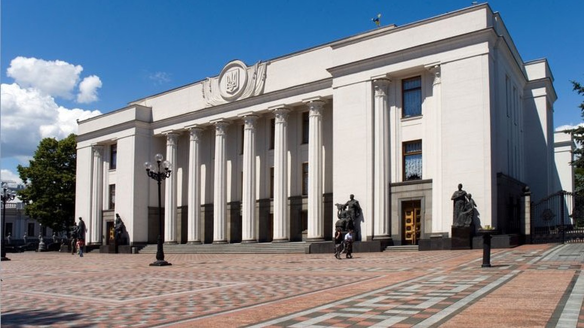 Зеленський просить Стефанчука опрацювати петицію щодо проєкту нового Цивільного кодексу