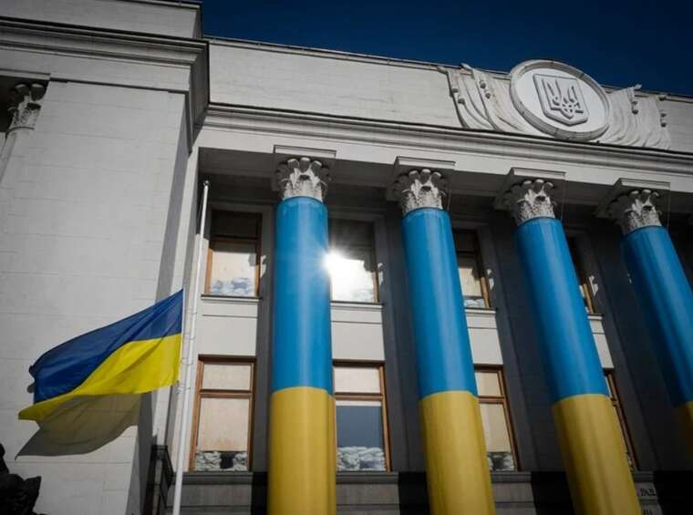 Рада розблокувала закон про додаткове фінансування армії, відхиливши постанови опозиції
