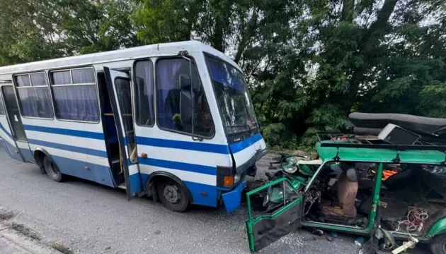 В ДТП у Броварах загинули двоє дітей, постраждали ще семеро дорослих та дітей (фото)