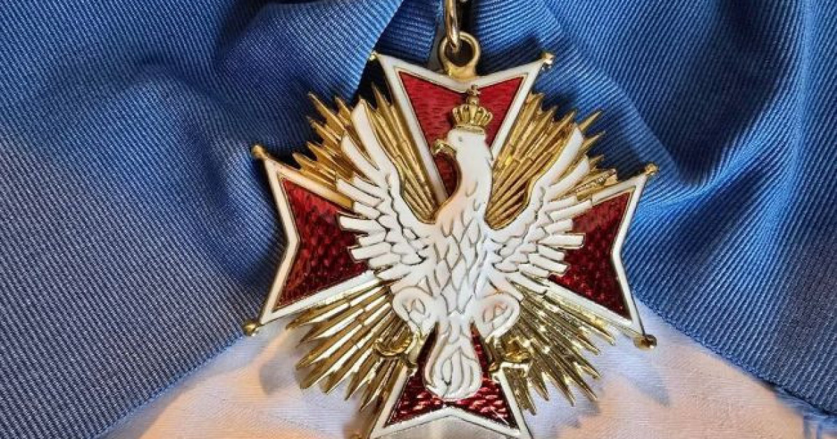У Польщі пояснили, чому не забрали орден у Шредера та Муссоліні