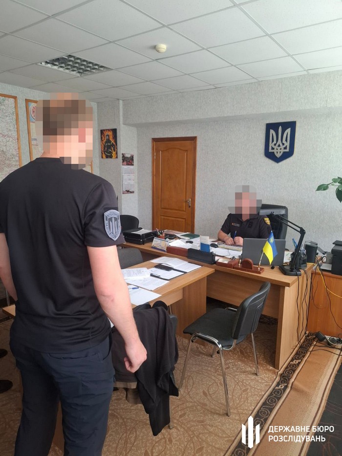 Будматеріали для рятувальників опинилися у приватної фірми: повідомлено про підозру посадовцю ДСНС
