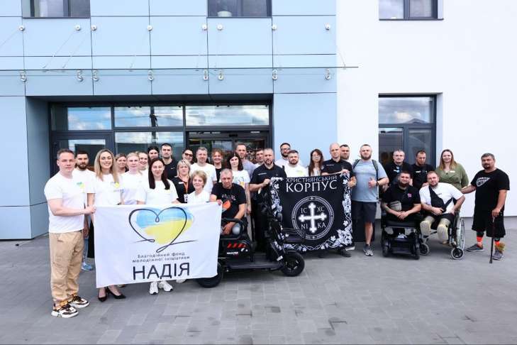 Спільна місія – рятувати життя: Християнський корпус, БФ молодіжної ініціативи «Надія» та Валерій Дубіль підтримали поранених захисників