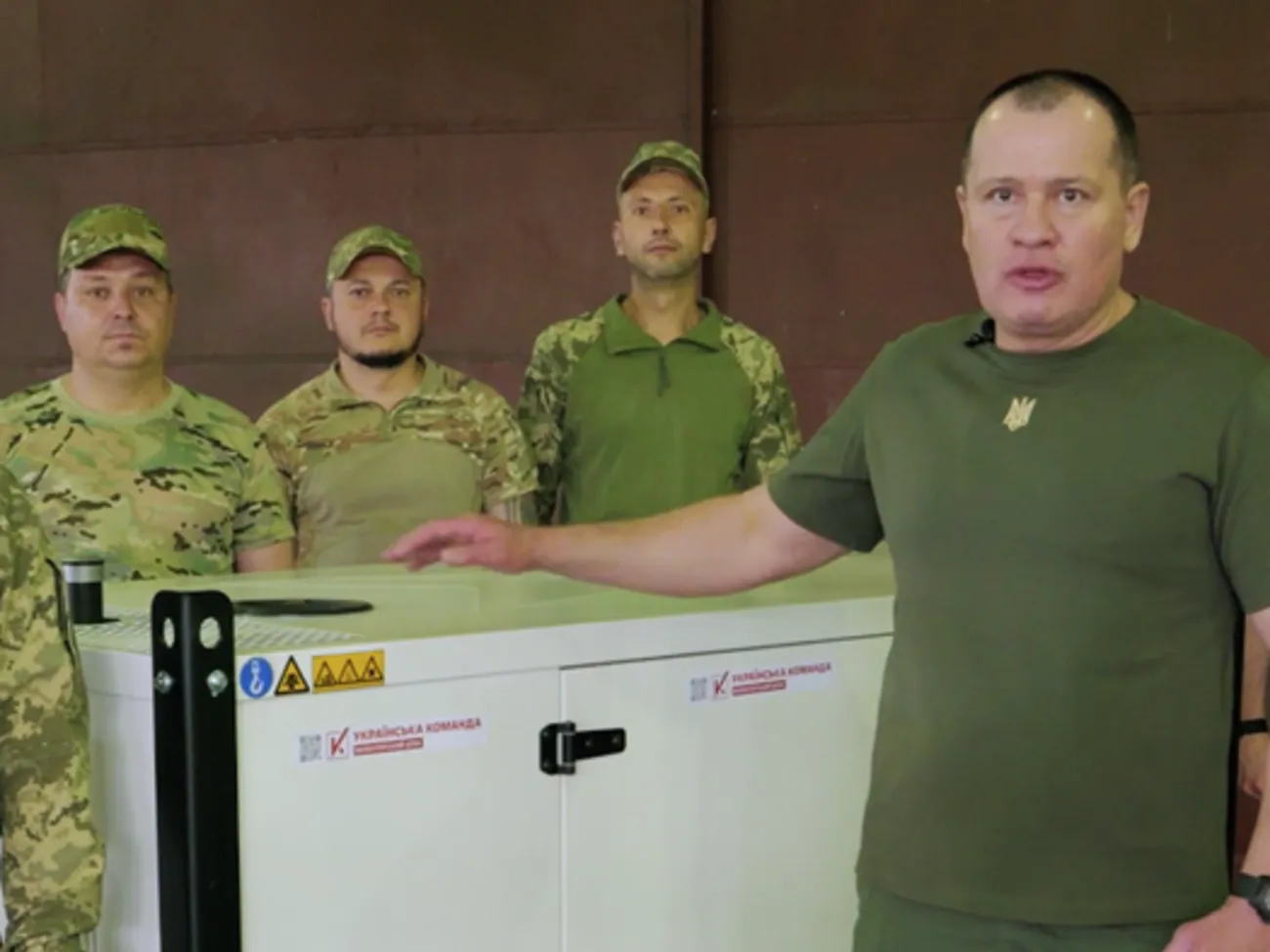 "Українська команда" передала генератор на 16 кВт 33-му штурмовому полку – Палатний