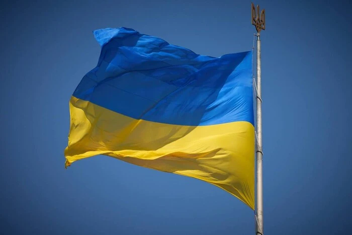 Зеленський звернувся до народу в День Конституції України – Підозра