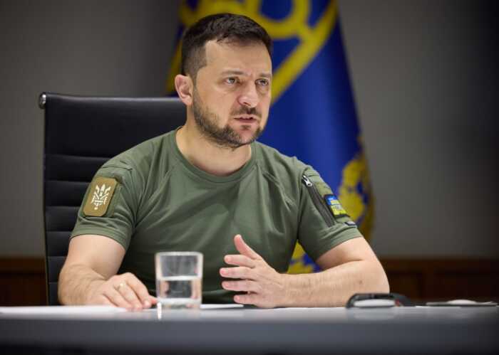 «Там, де колись стояв Ленін, постане Мазепа»: Зеленський повідомив про встановлення нового пам’ятника в центрі Києва
