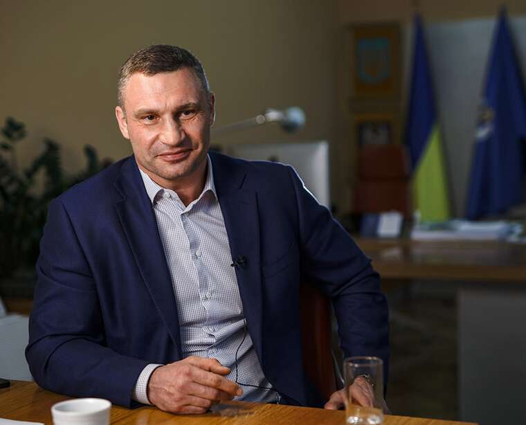 «Ми не друзі, але знайомі»: Віталій Кличко розповів про зустрічі з Трампом та відсутність його номера телефону