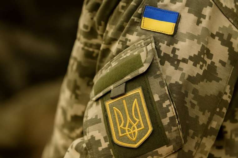 Екснардеп Купрій оприлюднив відео з імовірним працівником ТЦК, який «відключився» за кермом посеред дороги
