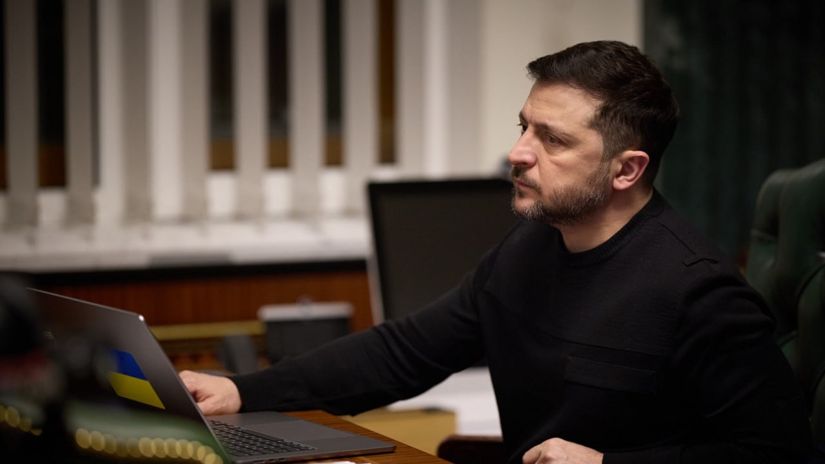 Частина громад відстають у підготовці до реалізації планів стійкості, будуть кадрові висновки – Зеленський