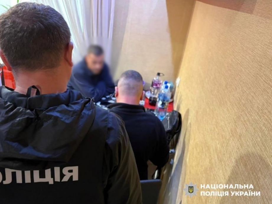 Розкрадання 5,5 мільйона гривень на закупівлі РЕБ і FPV-дронів для ЗСУ: справу передано до суду
