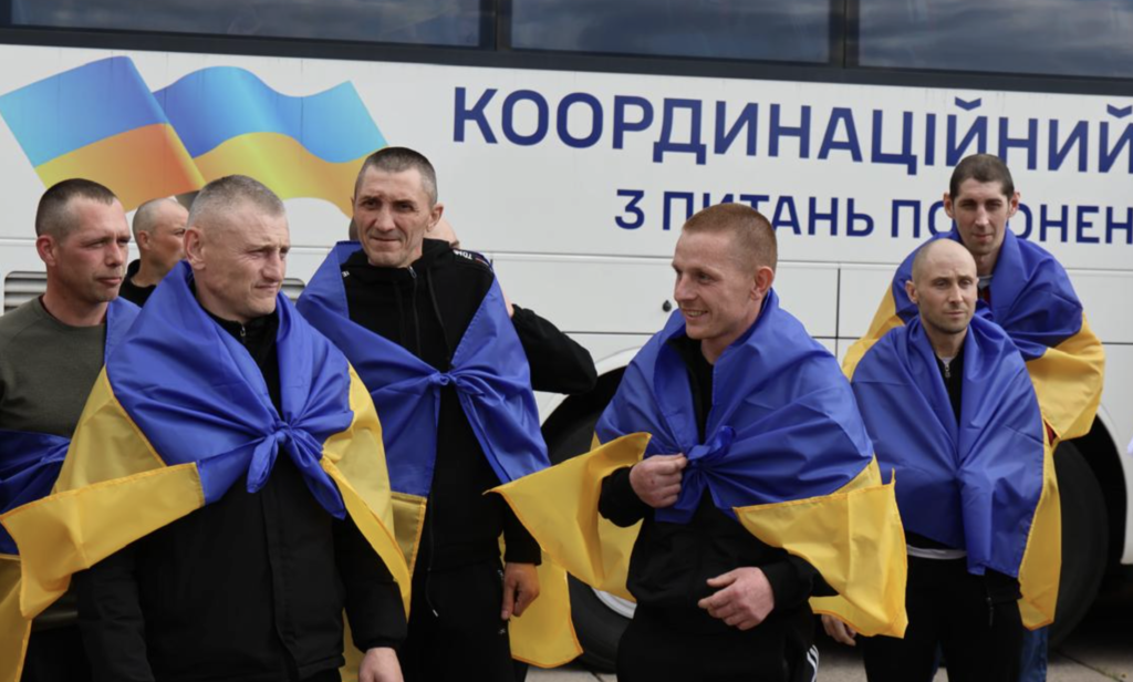 Україна повернула з російського полону 193 оборонця