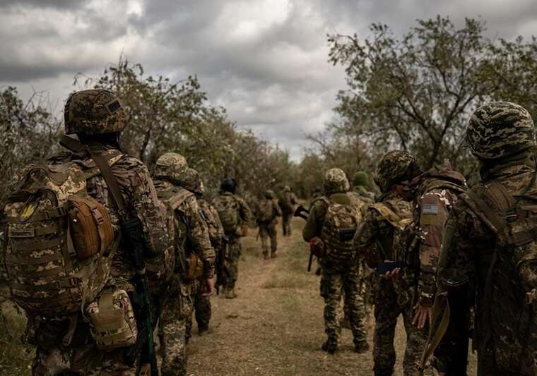 Сили оборони зупинили наступ окупантів на трьох фронтових напрямках, — Манько