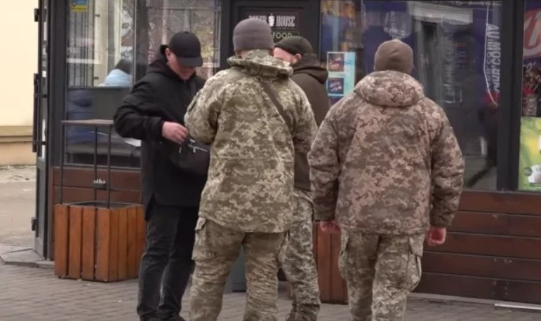 У Раді запропонували прибрати ТЦК з вулиць: кому хочуть доручити пошук ухилянтів