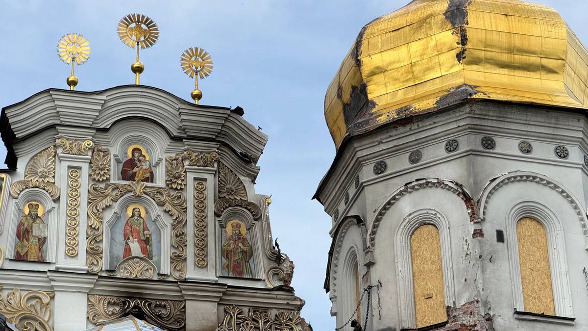 Енергетики повернули світло до Києво-Печерської Лаври після ворожого обстрілу
