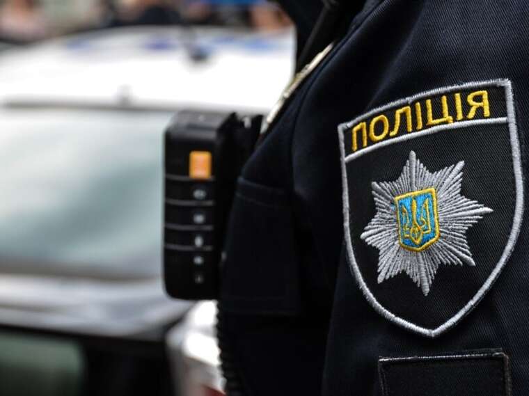 Поліція затримала банду з 12 вимагачів на Прикарпатті та у Дніпрі: Серед затриманих  екскандидат у нардепи та спортсмени