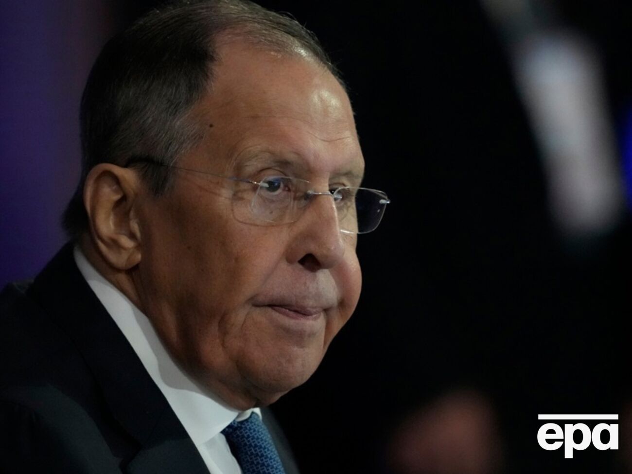 Після запитання про Україну в Лаврова "загострився" зір і "зник" слух. Цинічна реакція – на відео