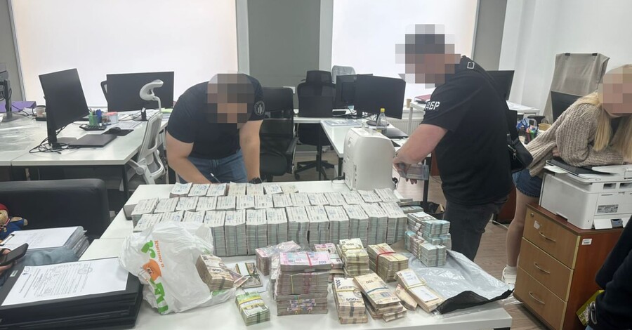 Виробнику FPV-дронів Vyriy повернули 32 мільйонів гривень, вилучені під час обшуків