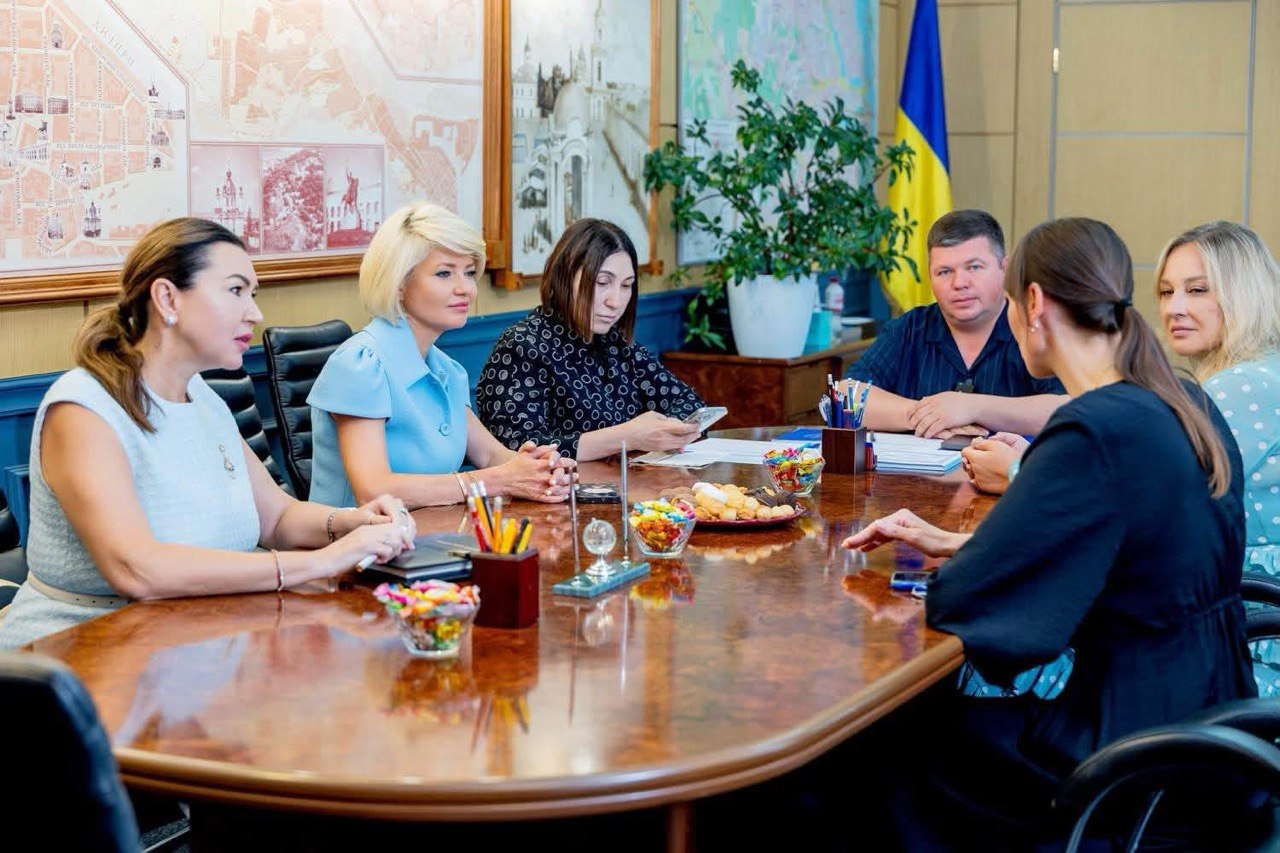 У Подільському районі Києва провели захід «Правосвідомість»: мешканців консультували щодо захисту житла, державних програм і цифрових сервісів