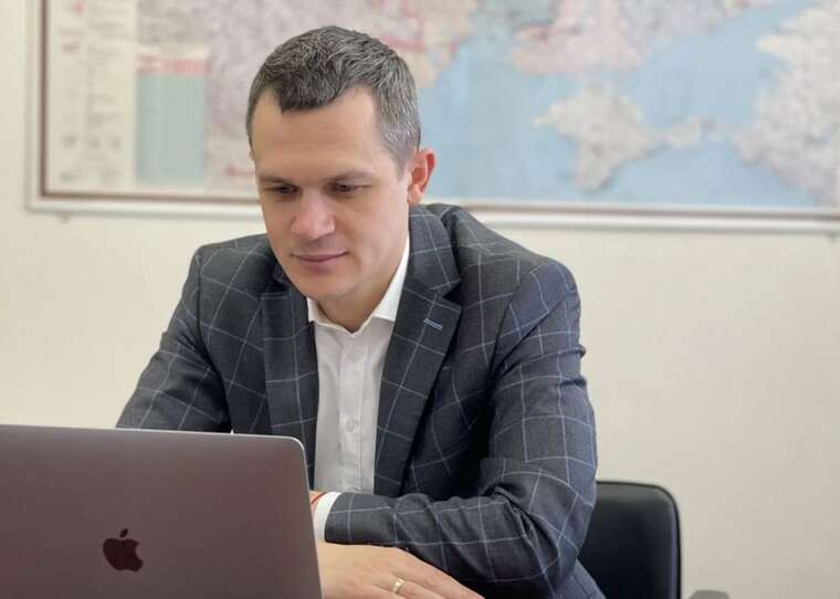Head of the RRS Oleksii Kucher combined a state office with chairing the supervisory board of “Lisy Ukrainy” in violation of the Constitution