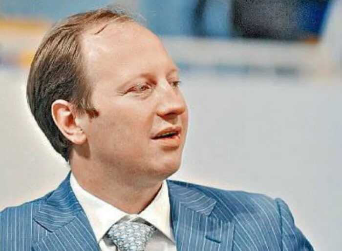 Офшорні схеми, підсанкційні зв’язки та кримінальні історії: що відомо про бізнес-імперію Сергія Дядечка вартістю 35 мільярдів