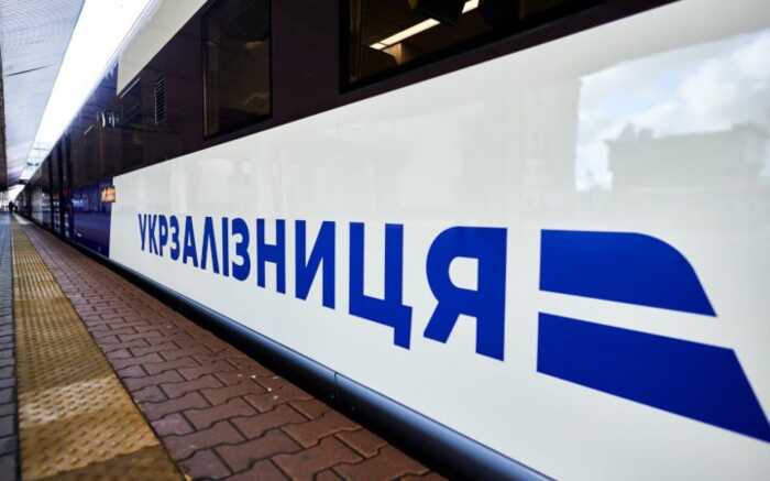 Ukrzaliznytsia signed a contract with Dnipropetrovsk Switch Plant to supply equipment worth 312,85 million hryvnias