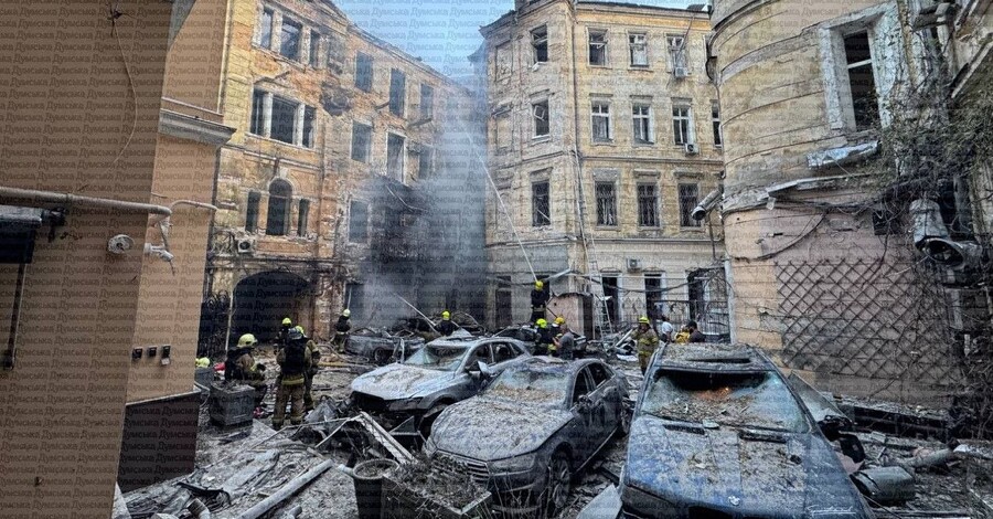 Russia attacked Odesa at night with missiles and drones; city center burned