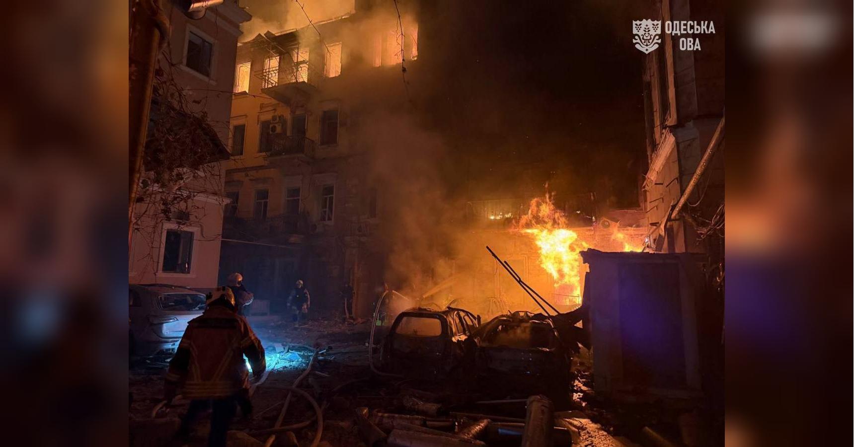 The enemy struck Odesa with ballistic missiles; drones attack Kharkiv high-rises: many injured (photos, video)
