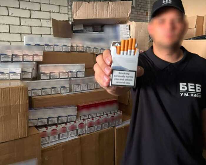 148 thousand packs of cigarettes and 775 liters of alcohol: in Kyiv police uncovered underground production of counterfeit goods