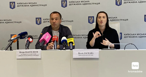 Tree felling in Teremky paused for discussions with activists