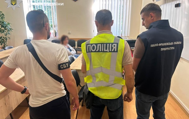 Лікарку військової поліклініки викрили на хабарі