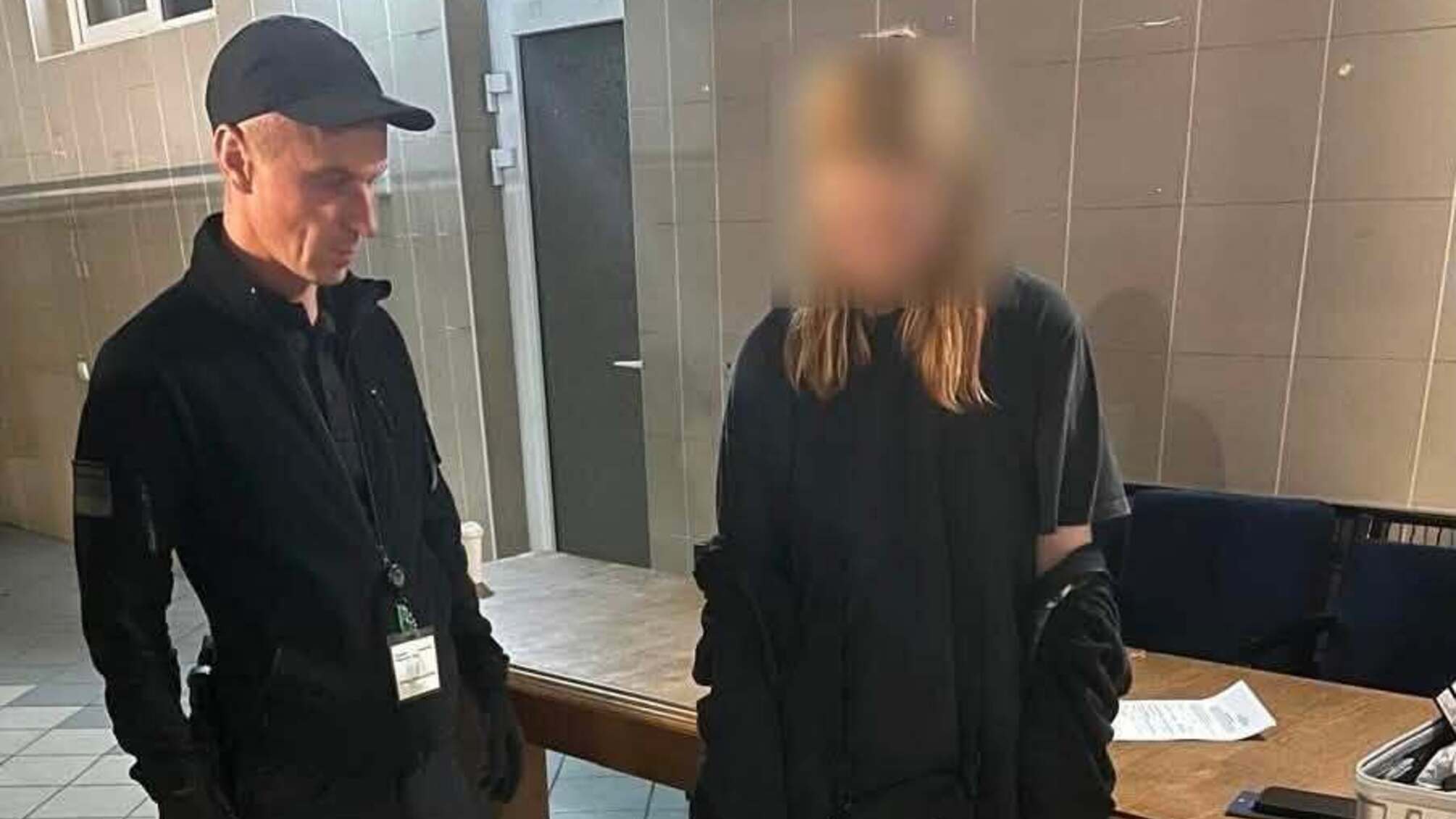 Перевірка з чотирилапими: у ”Краківці” та ”Угринові” знайшли наркотики