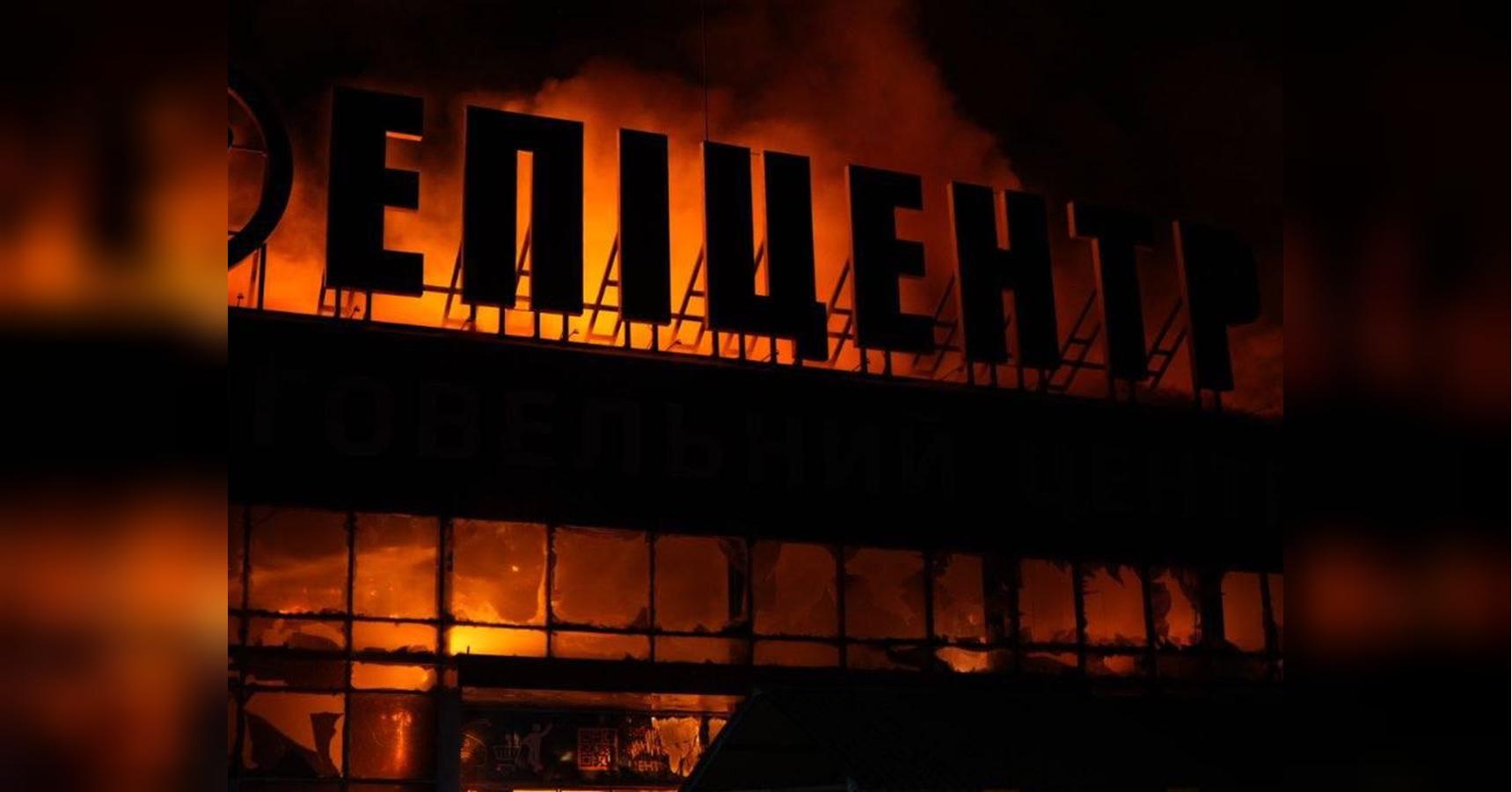 У Запоріжжі та Одесі руйнування та пожежі після нічних ударів ворога (фото, відео)