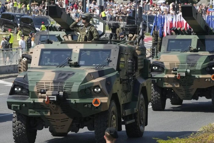 Poland Did Not Invite Ukraine to the Military Parade in Warsaw