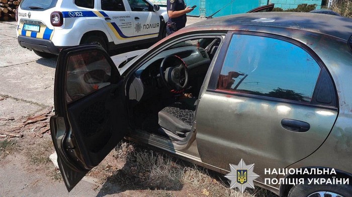 In the Kyiv region two attackers beat and robbed a passerby