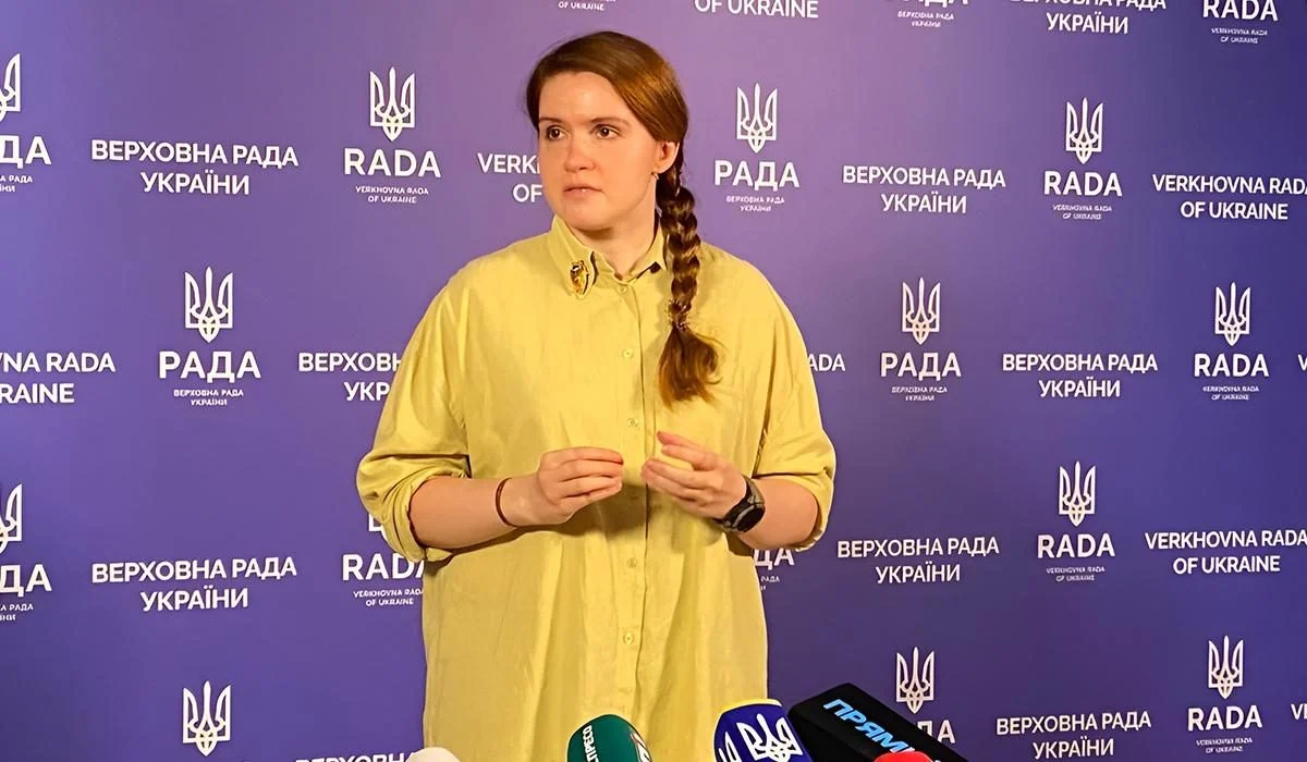 Controversial MP Bezuhla Returned to the Servant of the People Faction