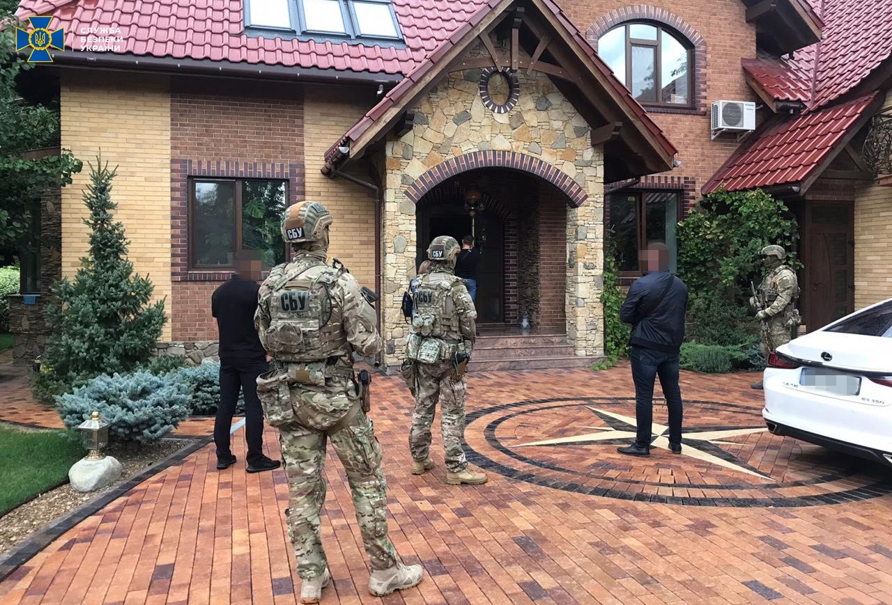 SBU shut down the “B2B Jewerly” financial pyramid, into which Ukrainians invested over 250 million dollars