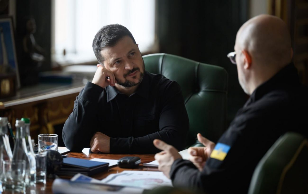 Ремонти після атак і підготовка до зими: Шмигаль доповів Зеленському про стан енергетики