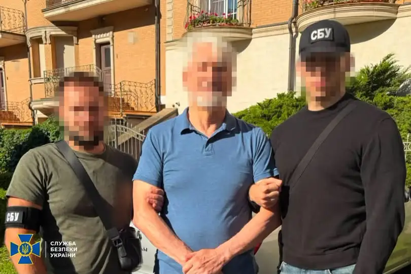 У Києві затримали власника мережі компаній, які поставляли в рф матеріали для антидронових сіток