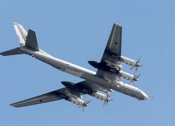 Росія переміщує приблизно шість Ту-95МС на авіабази «Оленья» та «Енгельс»: існує загроза масштабної атаки