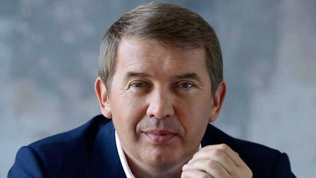 Олег Кулініч: політичний перебіжчик, тендерний махінатор і скупник «душ» на виборах