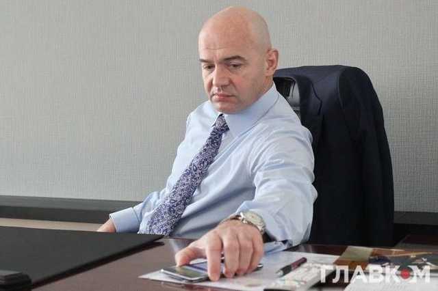 Другий строк Ігоря Кононенка. «Любий друг» президента почав передвиборчу кампанію