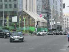 Для броньовика Гройсмана купили комплект зимової гуми за ціною автомобіля